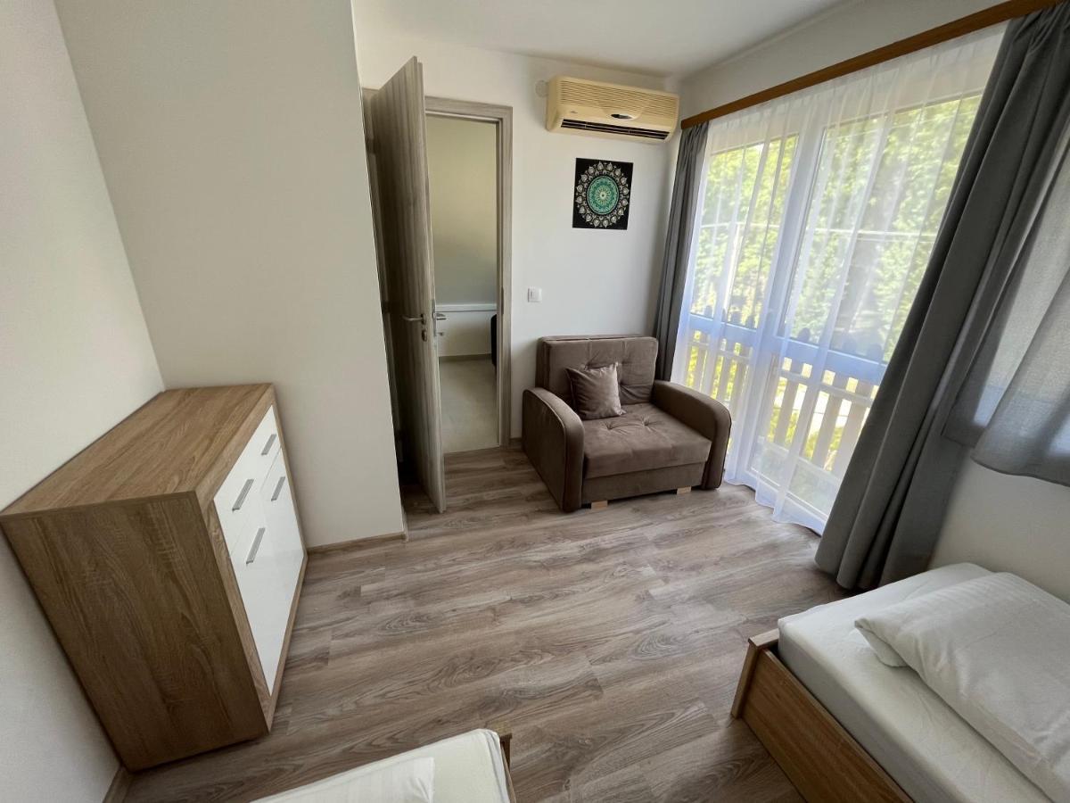 SunSet Beach Apartman Balatonfůzfő Exterior foto