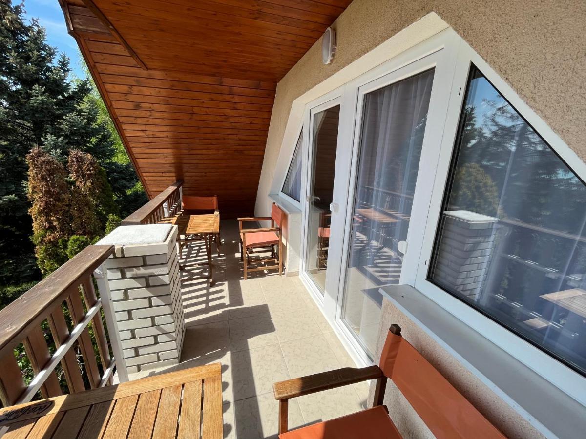 SunSet Beach Apartman Balatonfůzfő Exterior foto