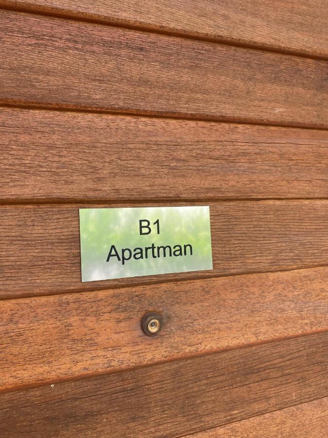 SunSet Beach Apartman Balatonfůzfő Exterior foto