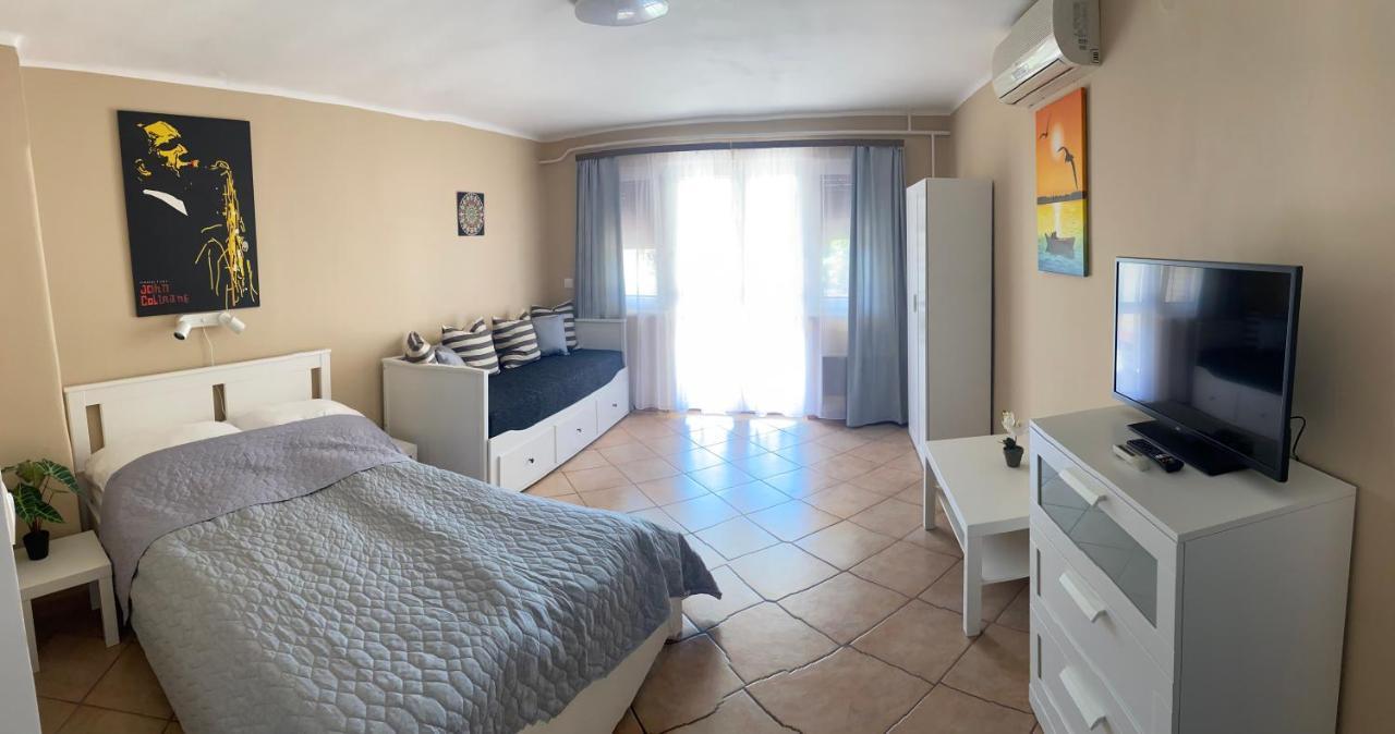 SunSet Beach Apartman Balatonfůzfő Exterior foto